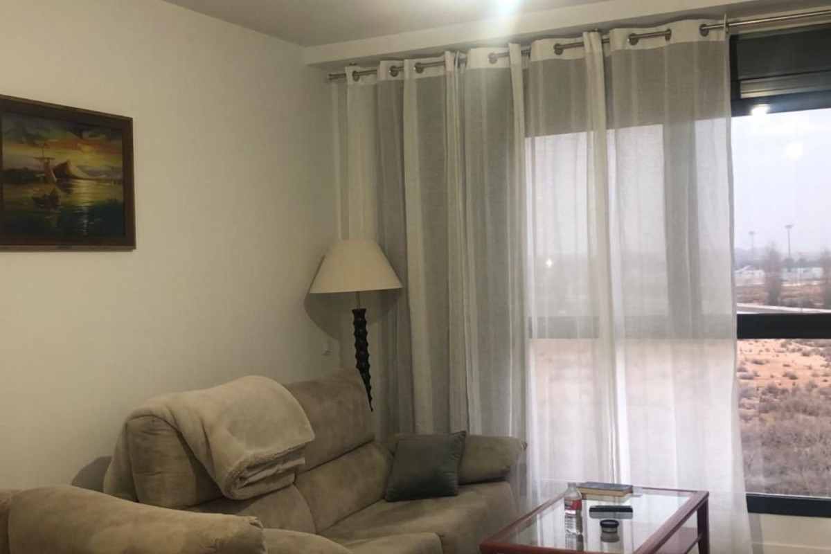 Piso en venta en Av. Doctor Fleming, Alovera
photo 4