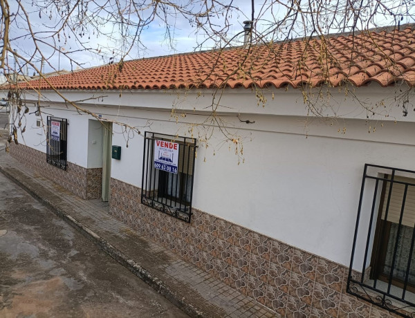 Casa de pueblo en venta en Turleque photo 2