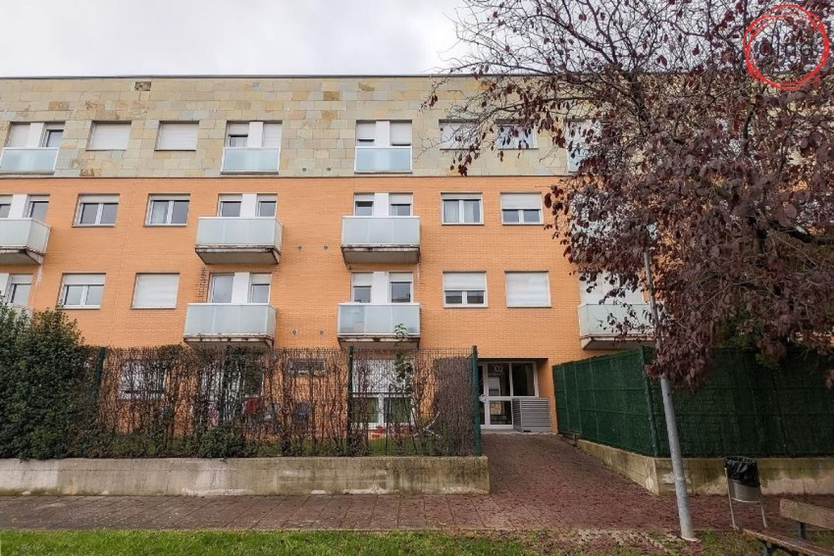 Продажа квартиры в Бузтинчури, Памплона/Ируна
photo 1