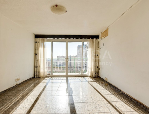 Piso en venta en  Rambla Marina, Hospitalet de Llobregat photo 3