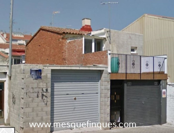 Edificio en venta en Poble Nou photo 1