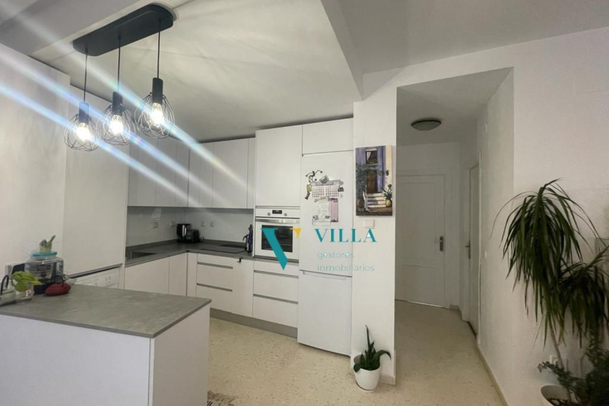 Sale of apartment in Center, Alcalá de Guadaira
photo 4