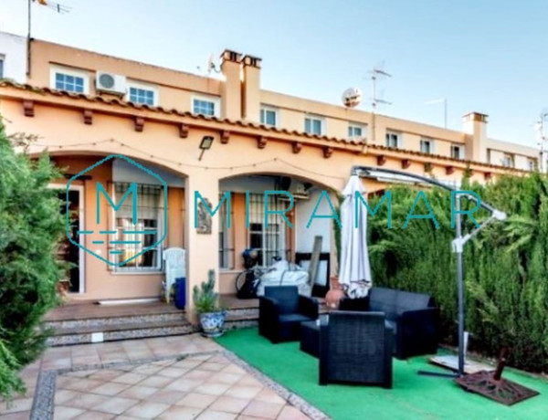 Chalet adosado en venta en  Calle Alicante , Ayamonte photo 2