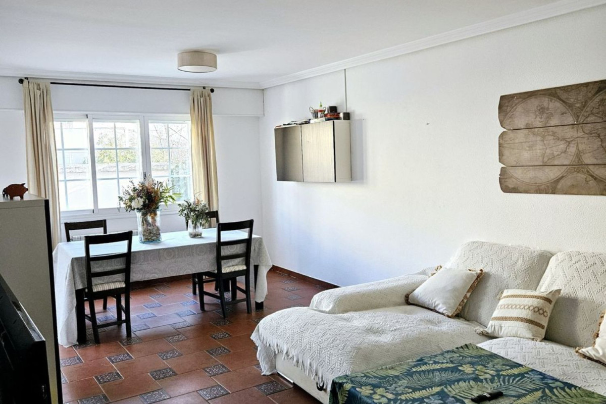 Venta de chalet adosado en , Laguna de Duero photo 3