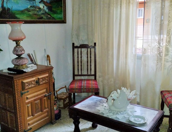 Bajo en venta en  ESCUELAS, Badajoz photo 1