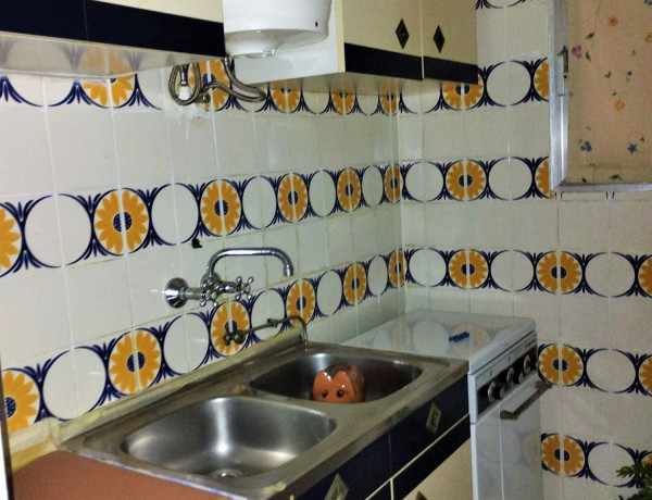 Bajo en venta en  ESCUELAS, Badajoz photo 3