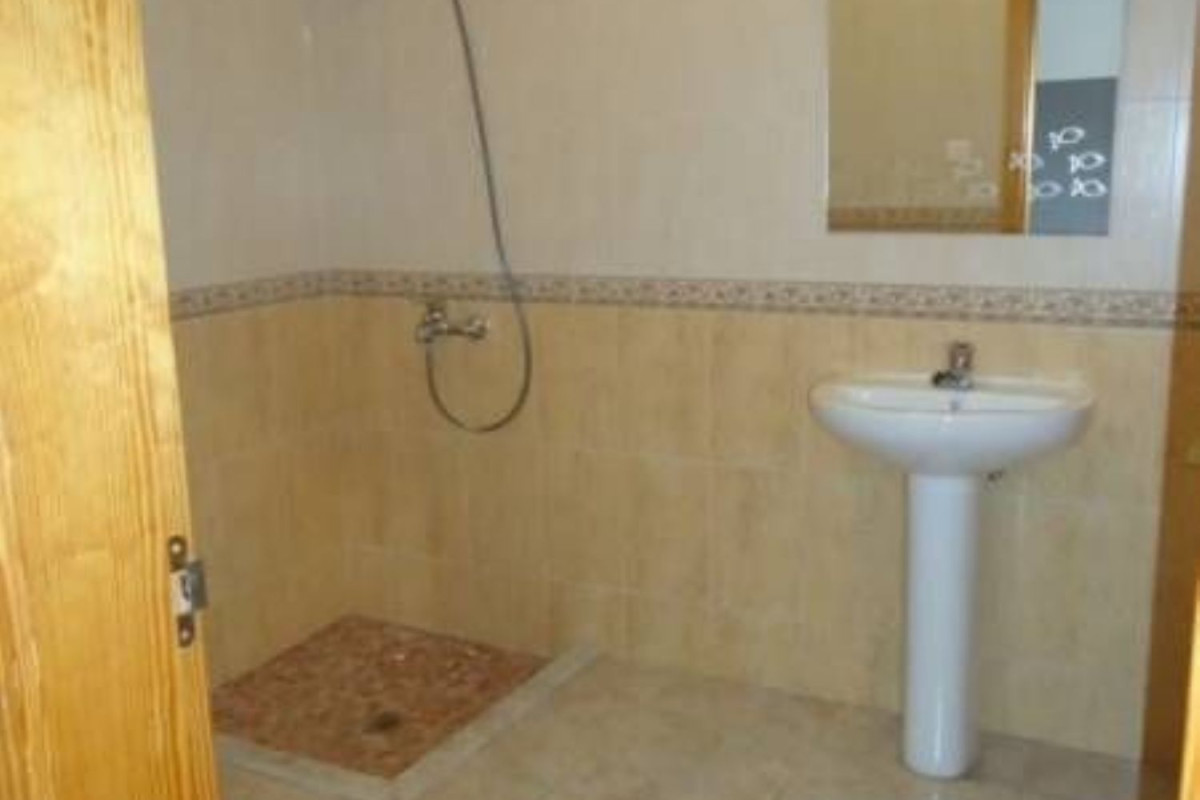 Propiedades en venta y alquiler en España photo 1