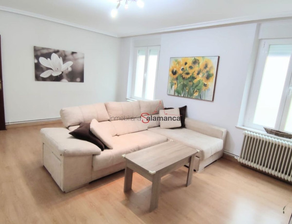 Apartment for sale in Calle Fernando de la Peña, Salamanca photo 1