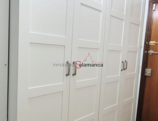 Apartment for sale in  Calle Fernando de la Peña, Salamanca photo 4