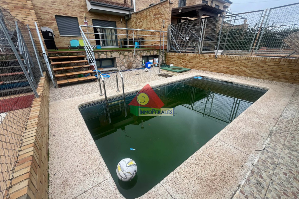 Sale of townhouse in Perales del Río , Getafe photo 5