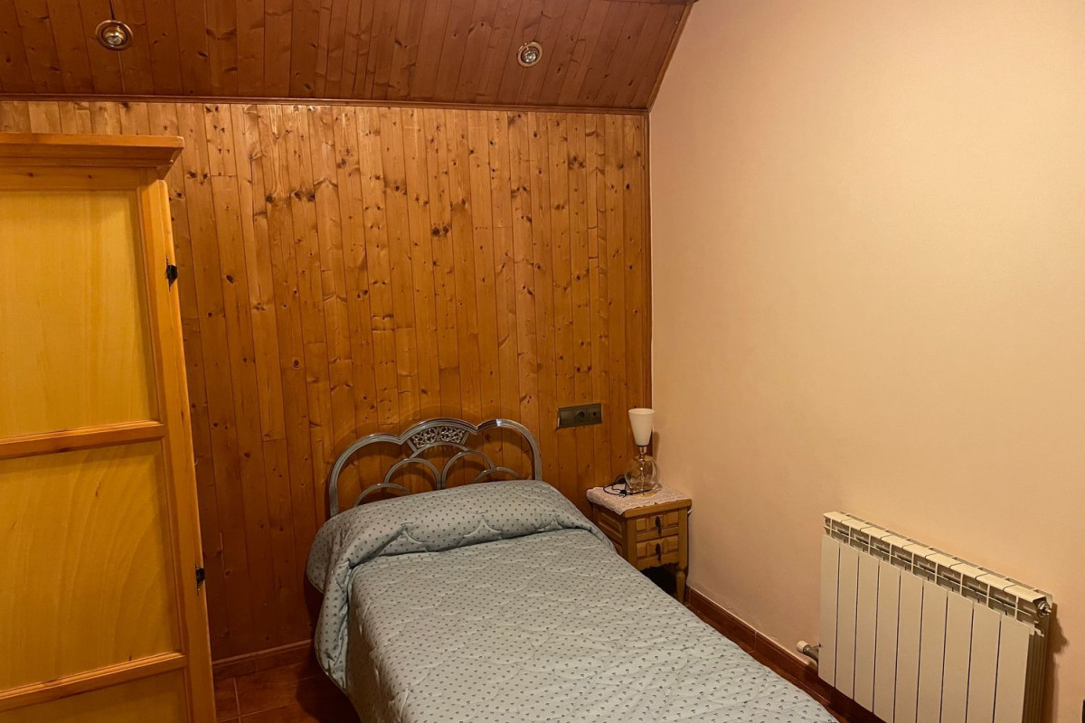 Sale of apartment in Antic, Manresa
photo 4