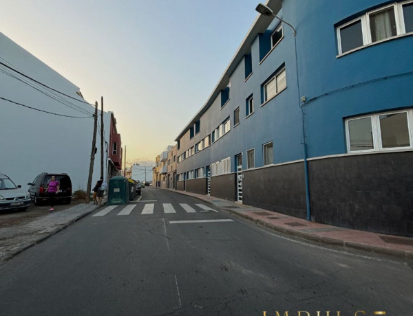Продажа квартиры в Calle Canovas del Castillo s/n, Telde photo 1