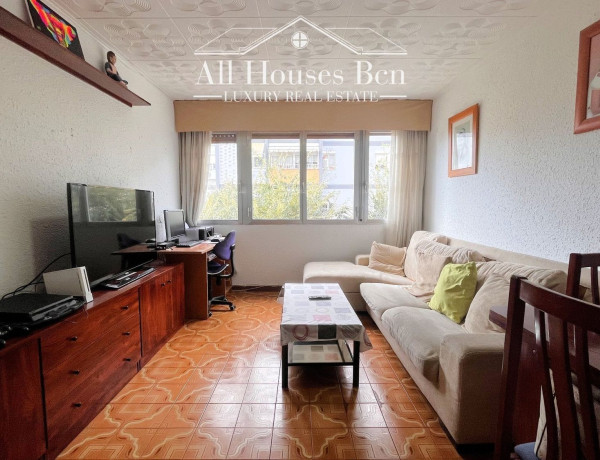 Piso en venta en  Calle del Castanyer, Cornellà de Llobregat photo 4