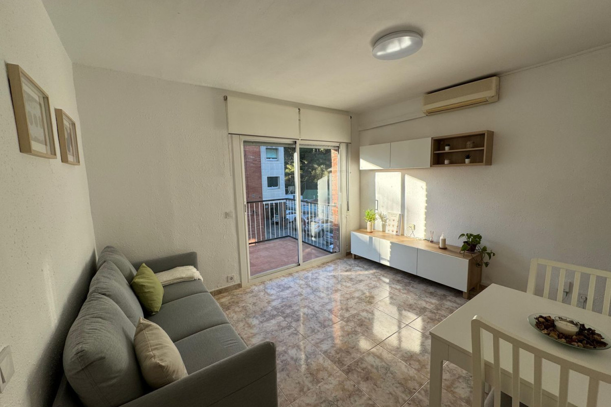 Sprzedaż mieszkania w Avenida de l'Hotel, Castelldefels
photo 3