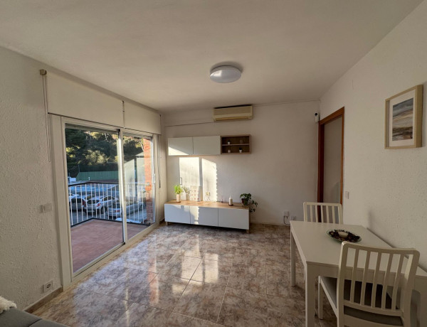Piso en venta en  Avenida de l'Hotel, Castelldefels photo 4