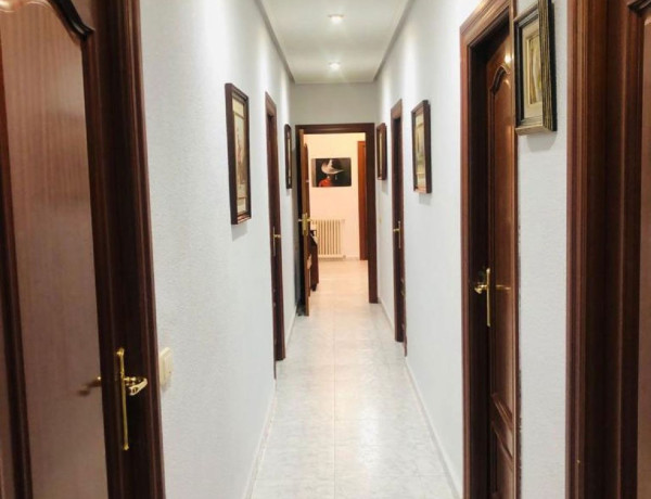 Piso en venta en San Bernardo - Carmelitas - Campus , Salamanca thumbnail 1