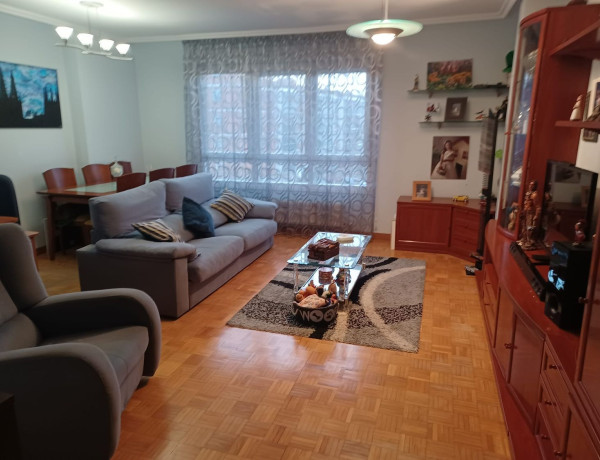 Продажа квартиры в Calle Esteban Sáez Alvarado, Burgos thumbnail 1