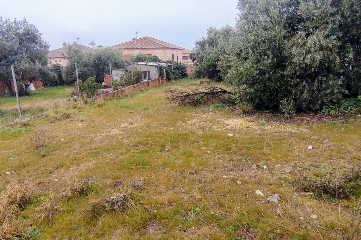 Terreno en venta en Argés, Toledo photo 3