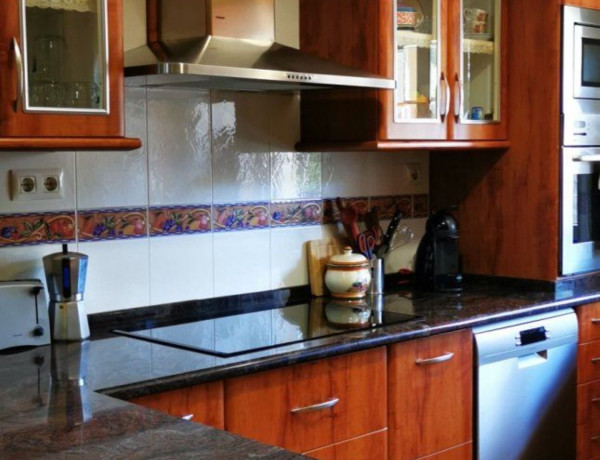 Chalet independiente en venta en , Carballo photo 3