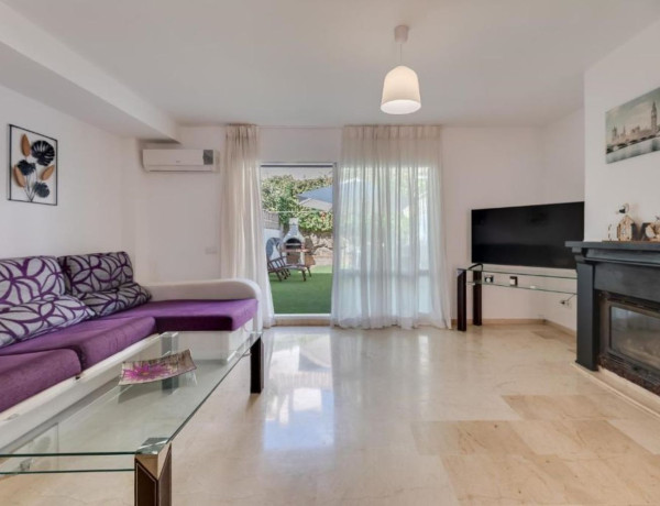 Semi-detached house for sale in  Urb. Xarblanca Club , Marbella photo 3