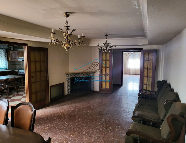 Piso en venta en  Plaza del Realejo, Distrito Centro - Casco Histórico photo 1