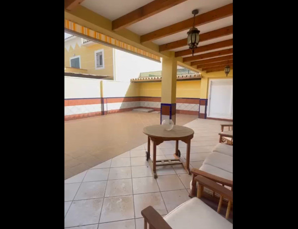 Chalet adosado en venta en  Avenida Francisco Rivera Paquirri , Fuengirola photo 1