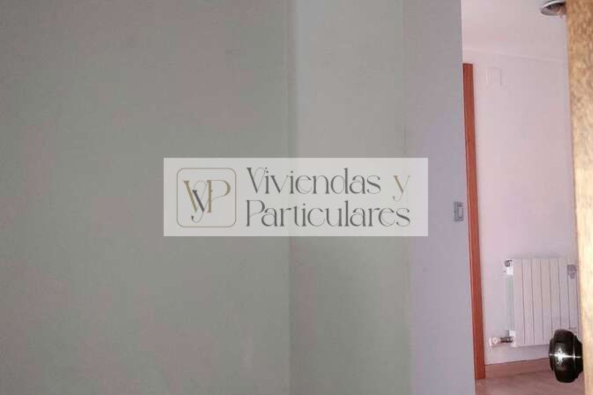 Piso en venta en calle San Jorge, La Muela
 photo 2