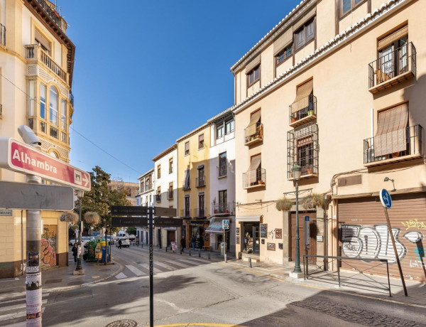 Piso en venta en  Realejo , Granada photo 3