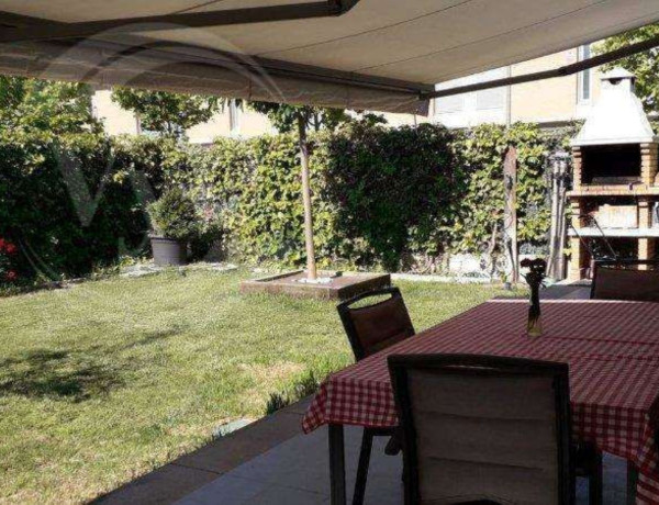 Semi-detached house for sale in  Calle J. Sebastián Bach , Zaragoza photo 2