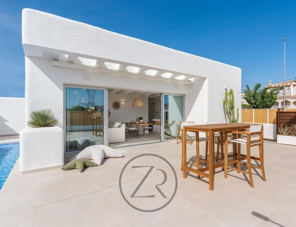 Chalet independiente en venta en  Las Lomas del Rame-Bahía Bella , Los Alcázares photo 3