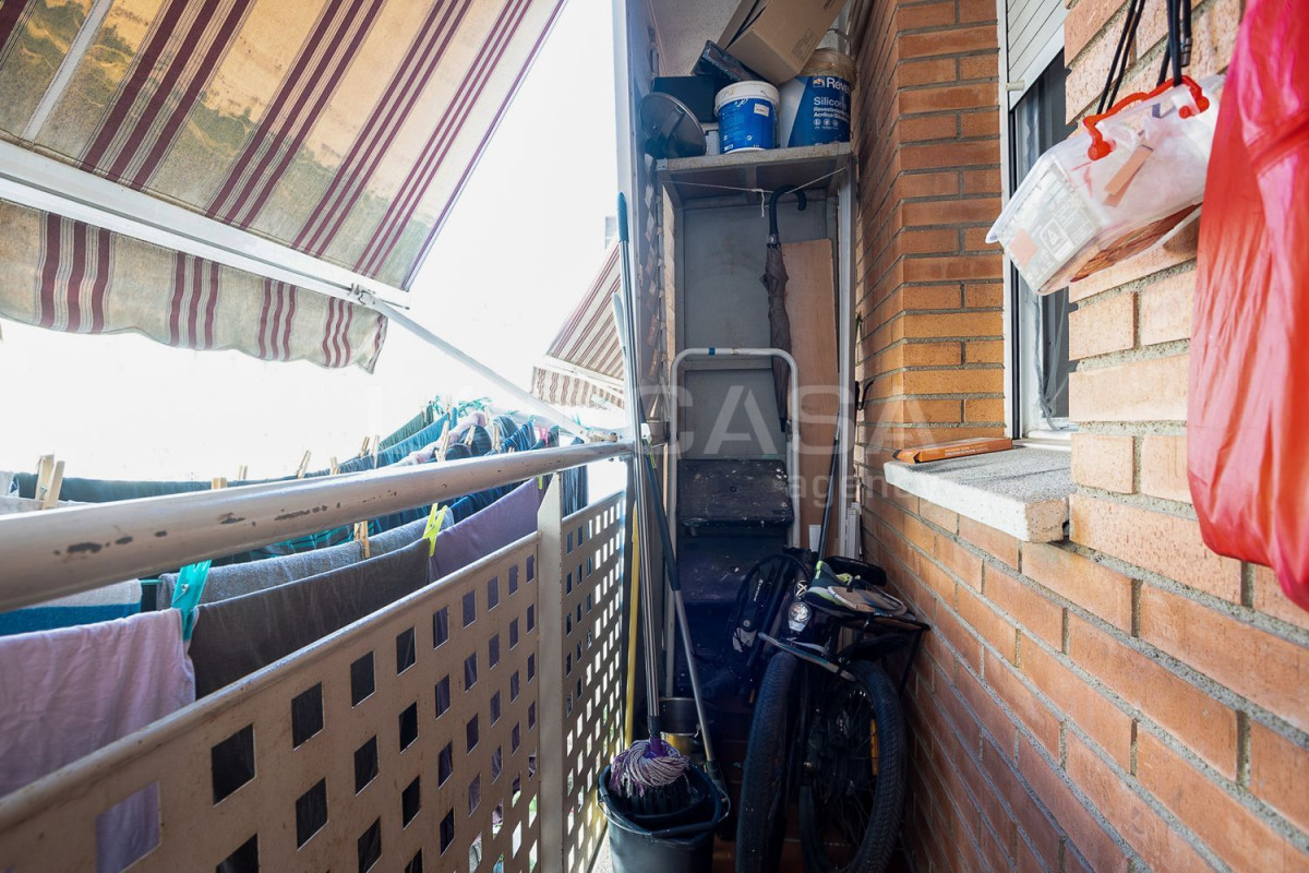 Venta de ático en  Bellvitge , Hospitalet de Llobregat photo 3