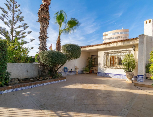 Chalet adosado en venta en Playa del Galán , La Manga Del Mar Menor thumbnail 2