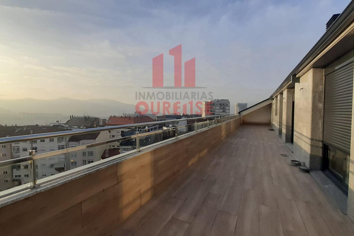 Venta de piso en Centro, Ourense
photo 1
