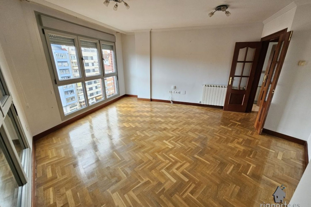 Sale of apartment in El Carbayedo - The Quirinal, Avilés
photo 2