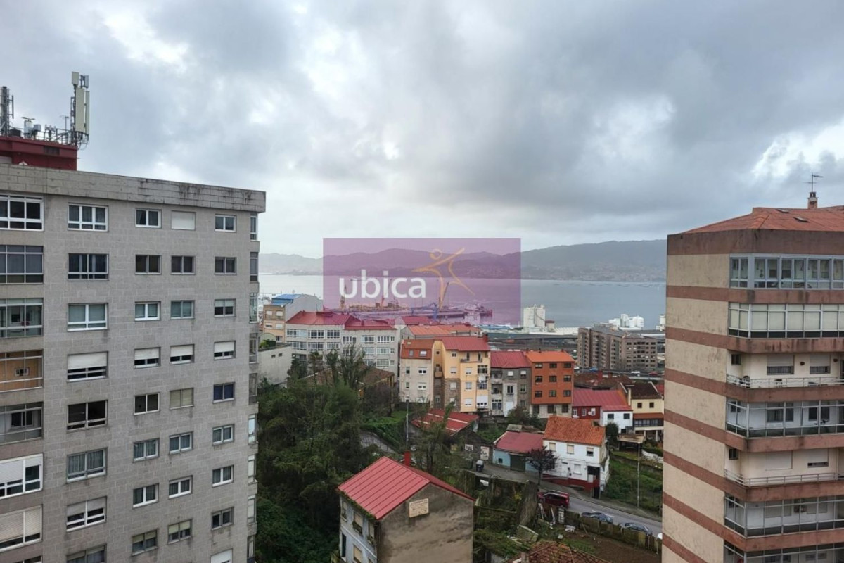 Sale of apartment in Urban center, Vigo
 photo 2