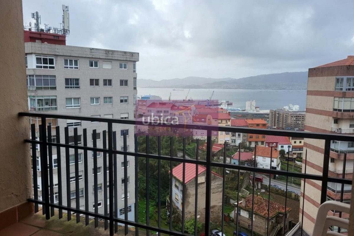 Sale of apartment in Urban center, Vigo
 photo 4