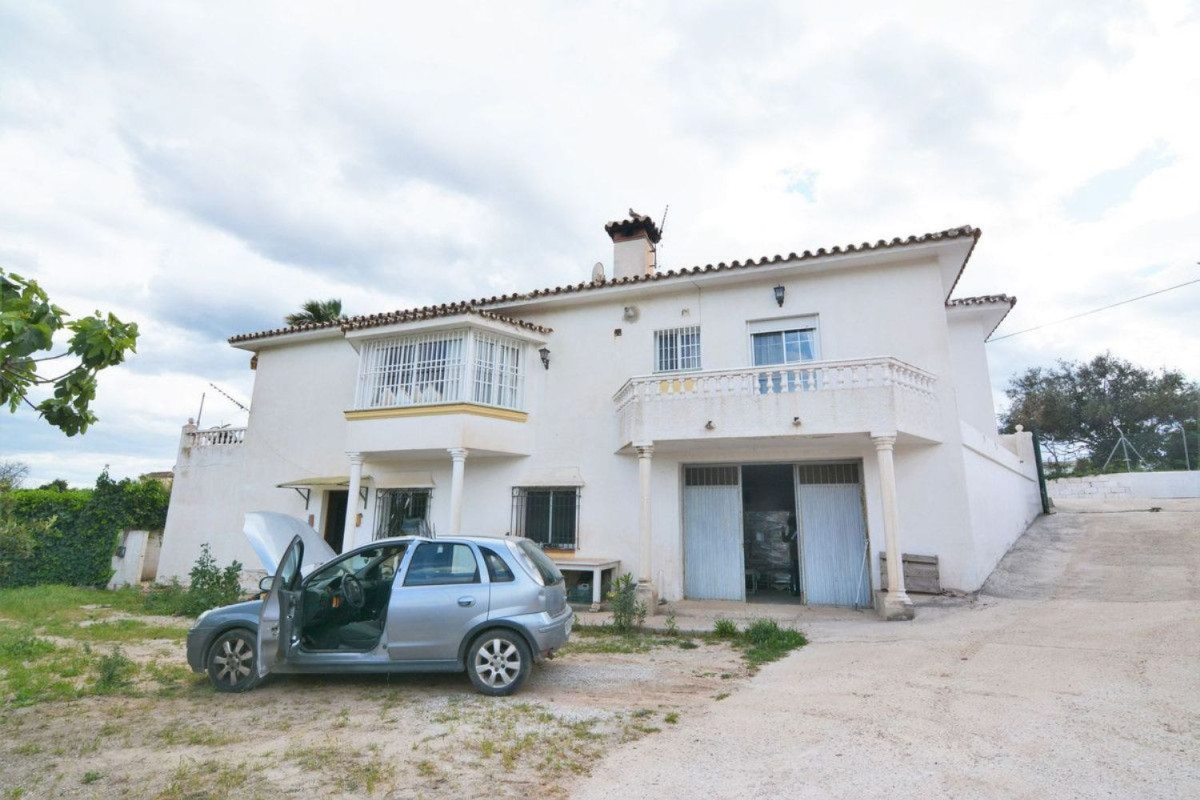 Продажа отдельного шале в  Diseminado la Loma, Михас photo 4