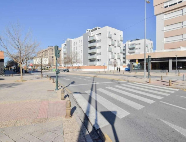 Garaje en venta en  Campus de la Salud , Armilla photo 3