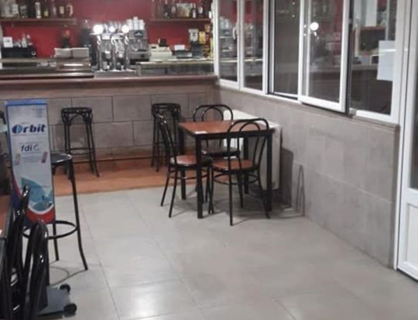 Local en venta en avenida de la Constitución, 20 photo 3
