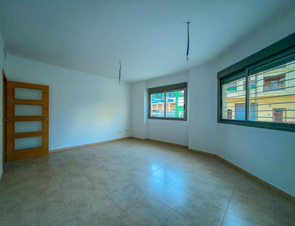 First floor for sale in , Torreblanca thumbnail 1
