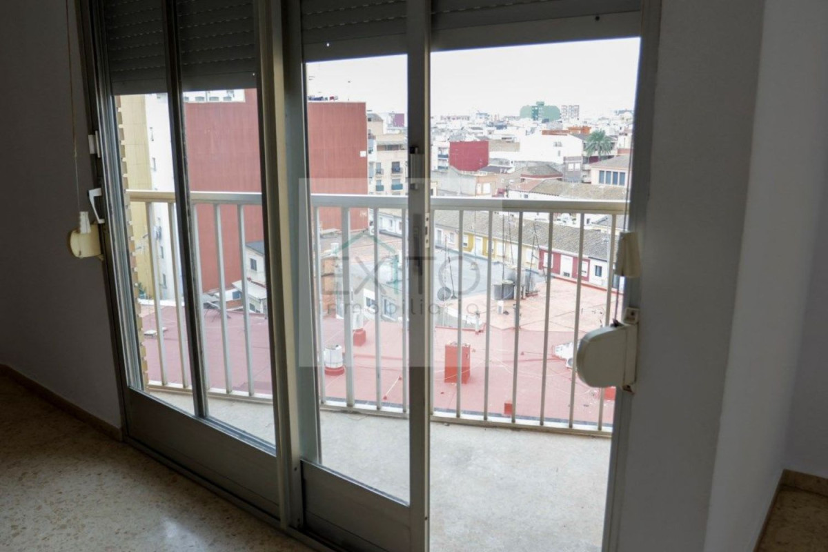 Piso en venta en avenida Reis Catolics, Benifaio
photo 3