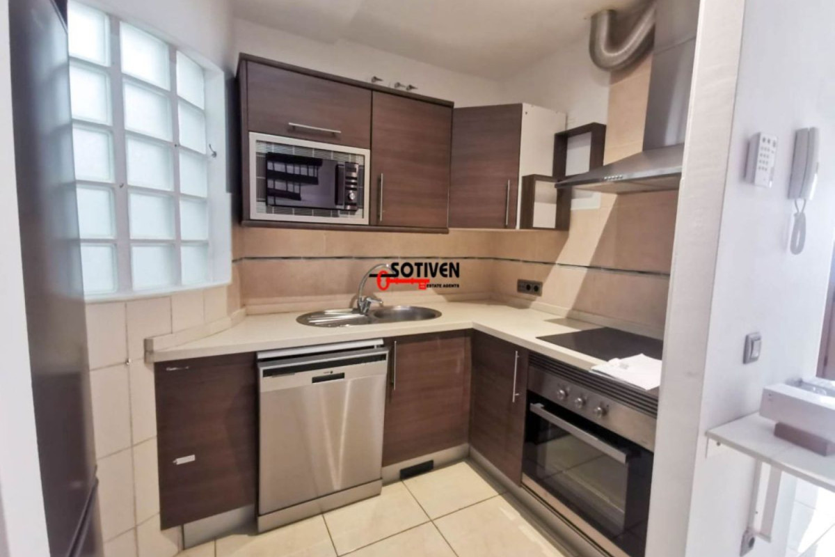 Продажа квартиры на Calle Montaña Clara, Адехе
 photo 3