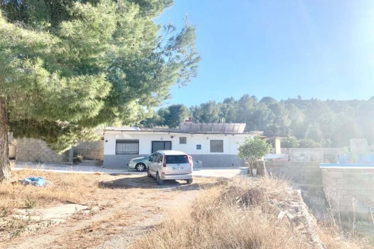 Casa o chalet independiente en venta en Riba-Roja de Túria, Riba-Roja de Túria
photo 1