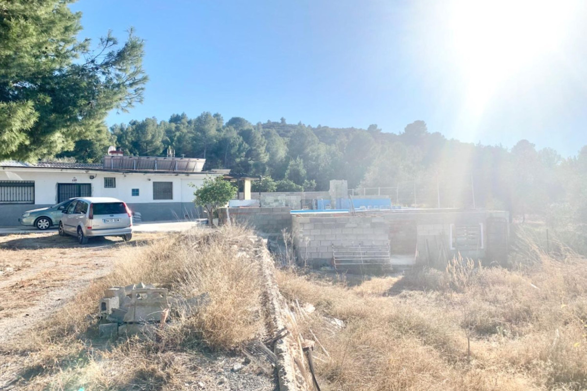 Casa o chalet independiente en venta en Riba-Roja de Túria, Riba-Roja de Túria
photo 3