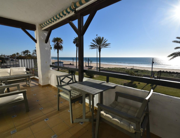 Продажа квартиры в Calle Rompeolas, 2, Chiclana de la Frontera photo 1