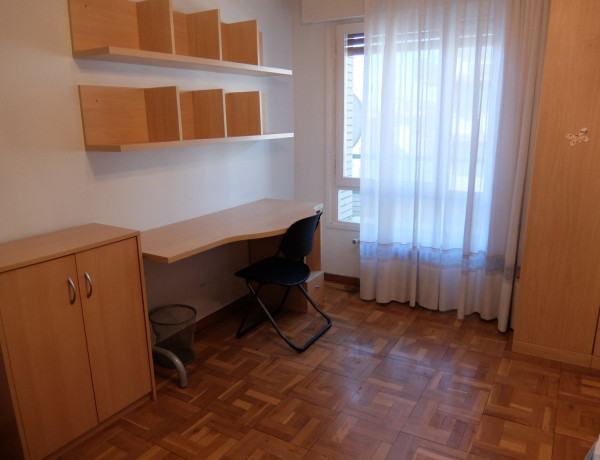 Piso en venta en Calle Río Urrobi, Pamplona/Iruña thumbnail 2