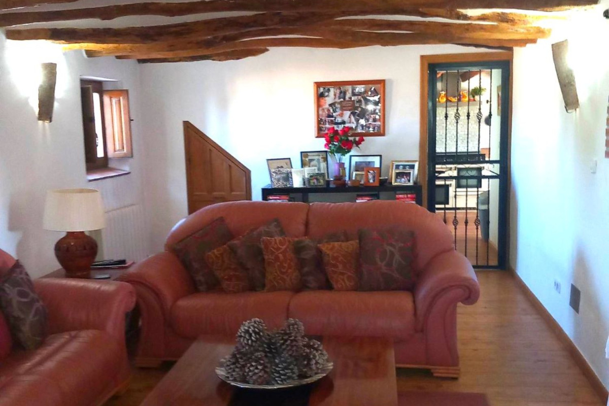 Properties for sale and rent in Spain photo 3