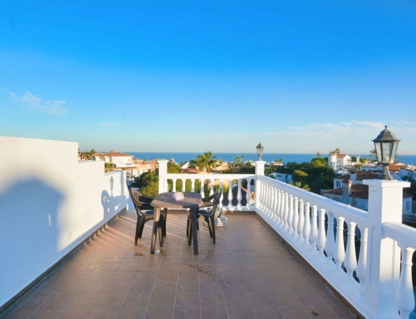 Chalet adosado en venta en Mijas del Faro , Mijas thumbnail 2