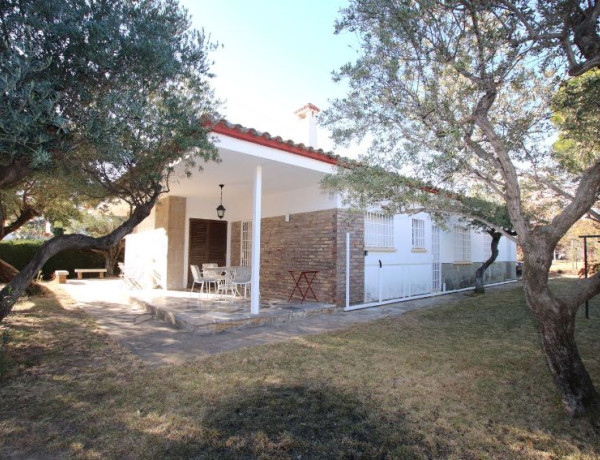 Detached villa for sale in  Urb. Tarraco, Cambrils photo 1