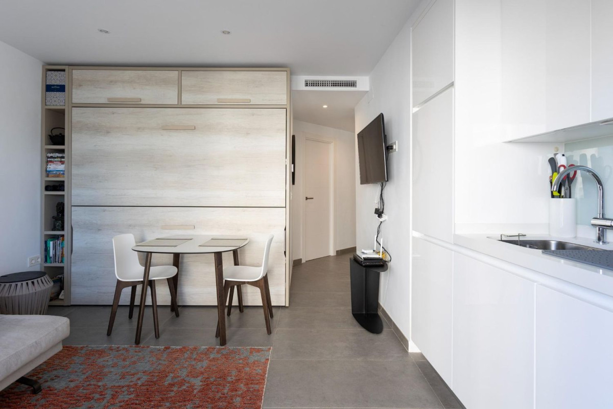 Продажа квартиры на Paseo Maritimo, Салобреña
photo 5